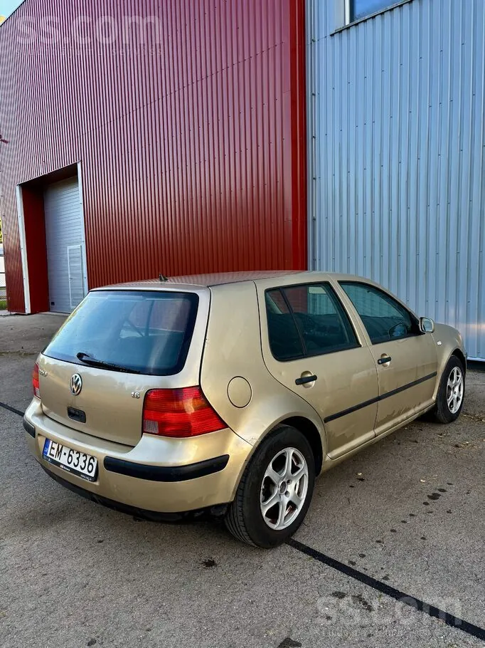 Volkswagen Golf 2001 photo 4
