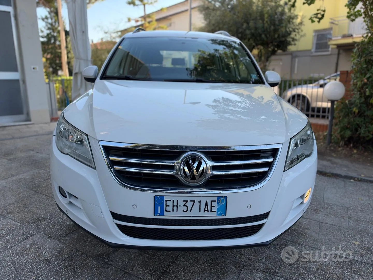 Volkswagen Tiguan 2011 photo 3