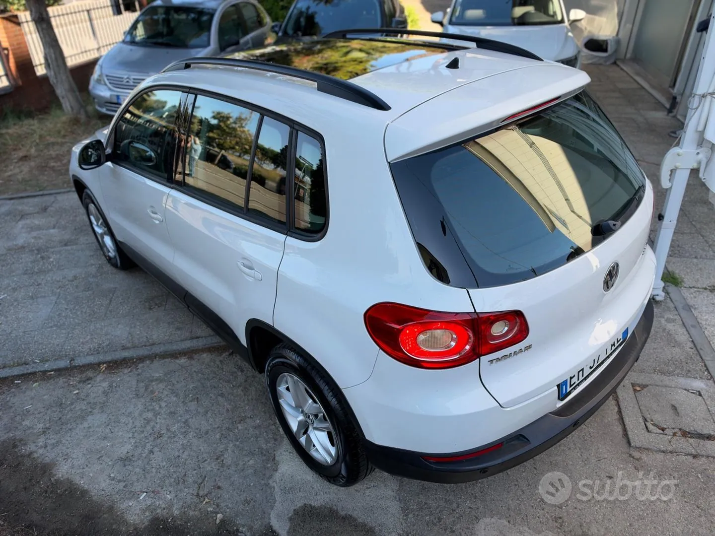 Volkswagen Tiguan 2011 photo 4