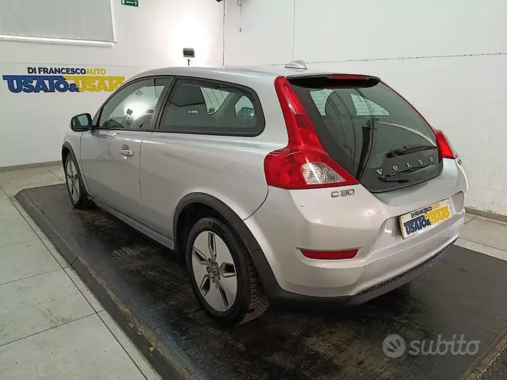 Volvo C30 2010 photo 4