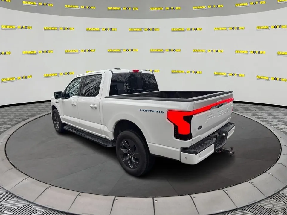Ford F-150 Lightning 2023 photo 5