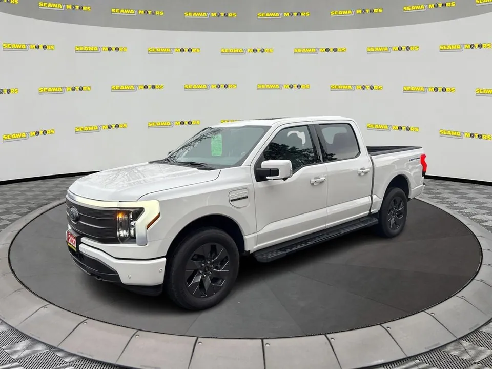 Ford F-150 Lightning 2023 photo 3