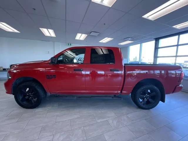 Ram 1500 Classic Express 2023 photo 2