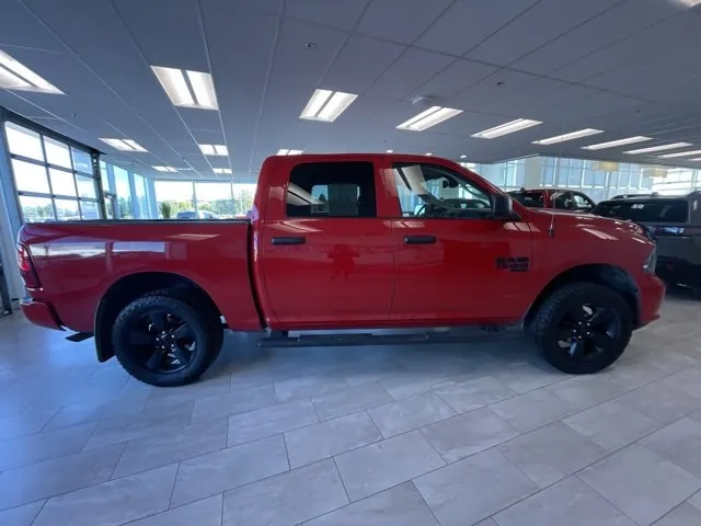 Ram 1500 Classic Express 2023 photo 5