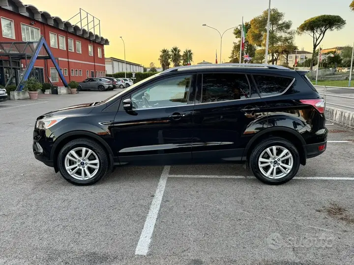 Ford Kuga 2017 photo 2