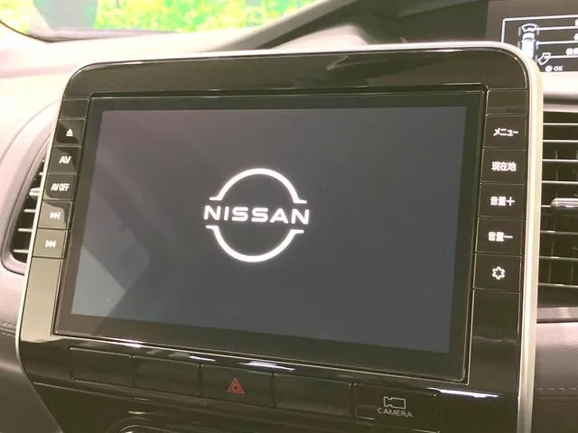 Nissan Serenade 2022 photo 3