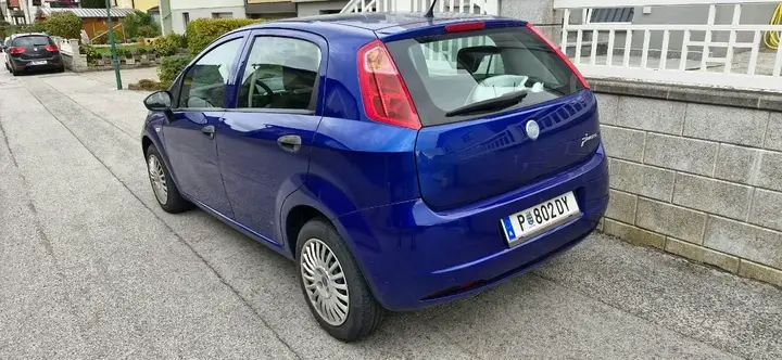 Fiat Punto 2007 photo 2