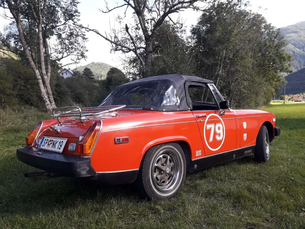 MG Midget 1500 1979 photo 2
