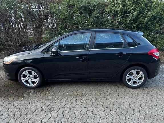 Citroen C4 2014 photo 2