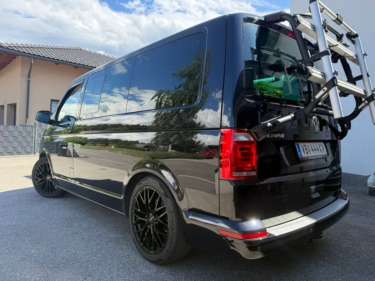Volkswagen Multivan 2017 photo 3