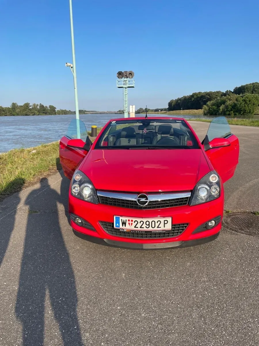 Opel Astra 2008 photo 2