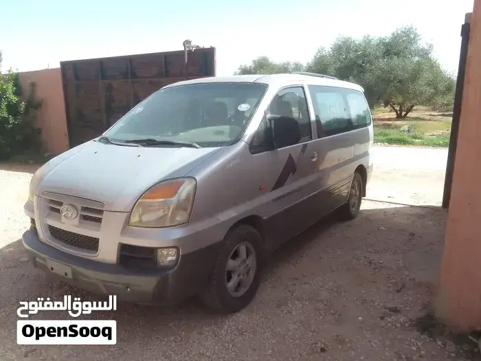 Hyundai H1