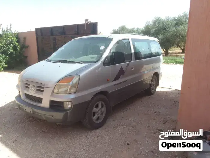 Hyundai H1 2006 photo 4