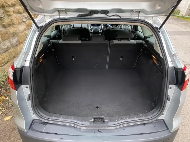 Ford Focus 2013 photo 4