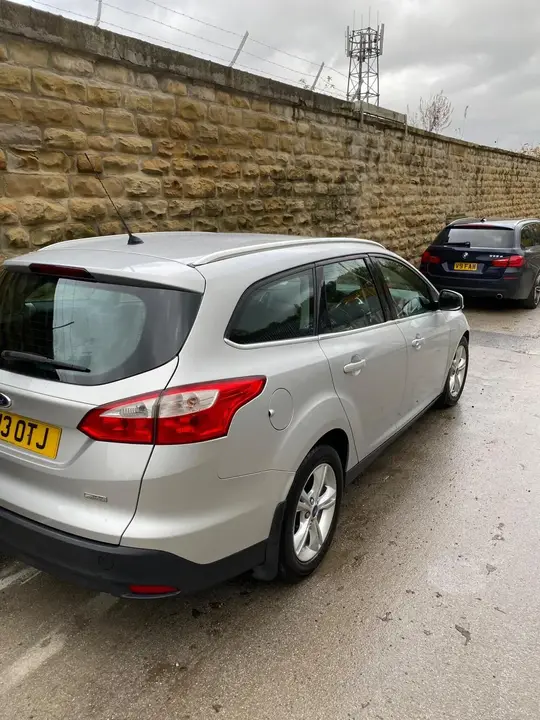 Ford Focus 2013 photo 2