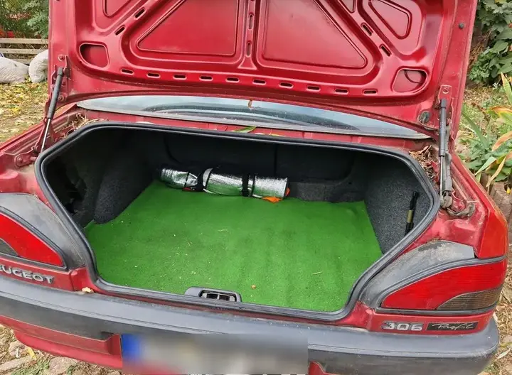 Peugeot 306
