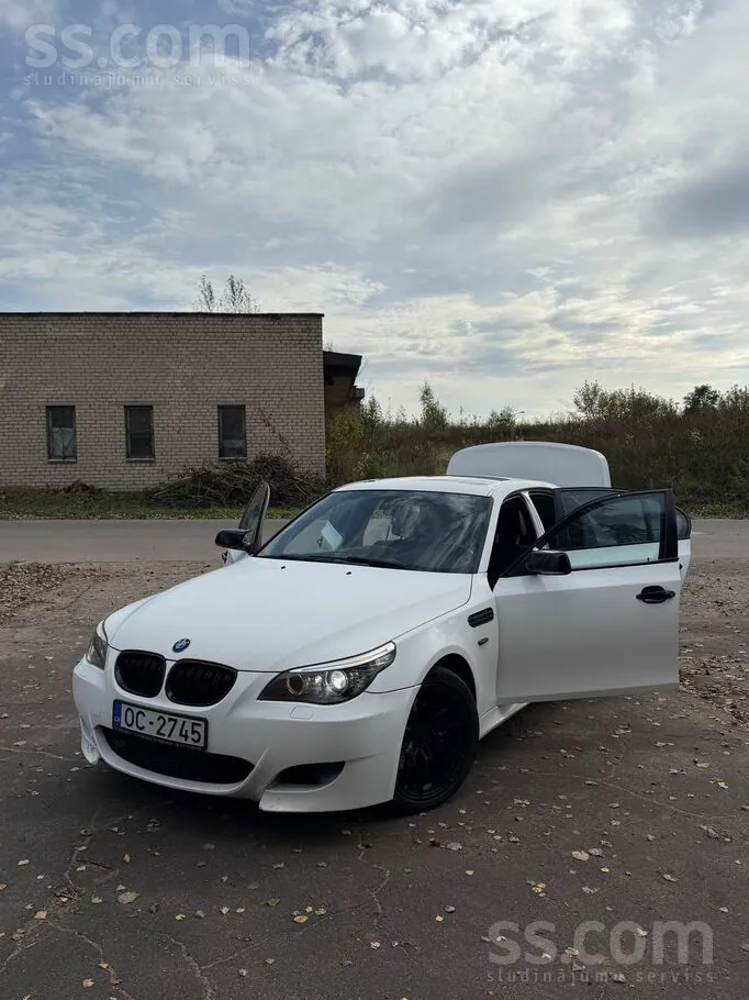 BMW 530 2004 photo 3