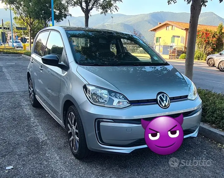 Volkswagen E-Up! 2022 photo 2
