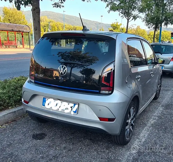 Volkswagen E-Up! 2022 photo 3