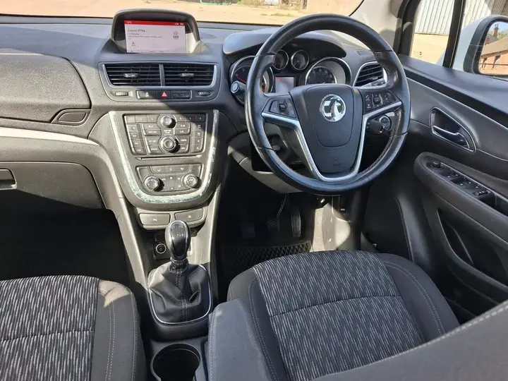 Vauxhall Mokka 2015 photo 2