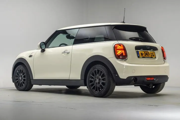 Mini One 2018 photo 3