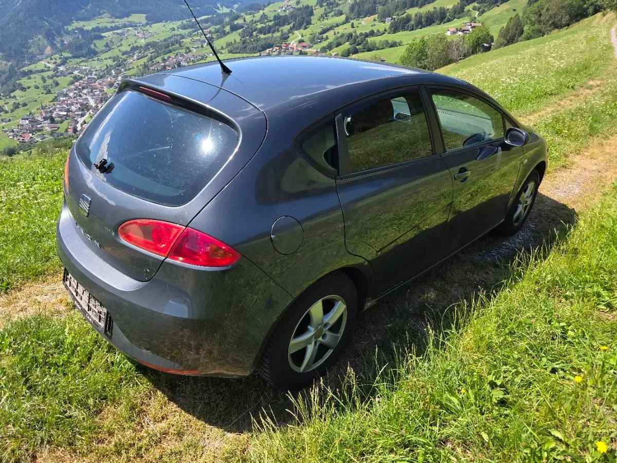 Seat Leon 2006 photo 3