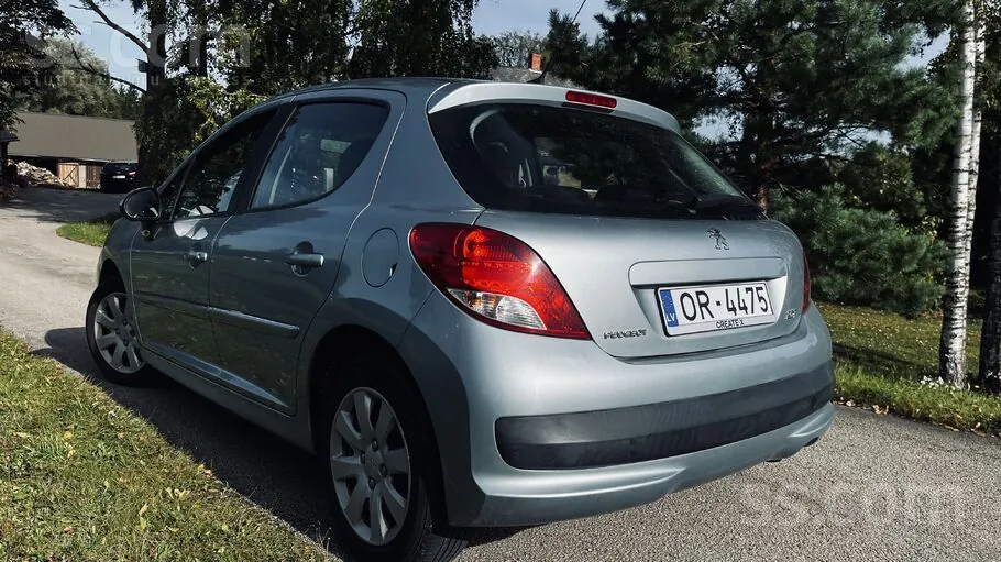 Peugeot 207 2009 photo 4