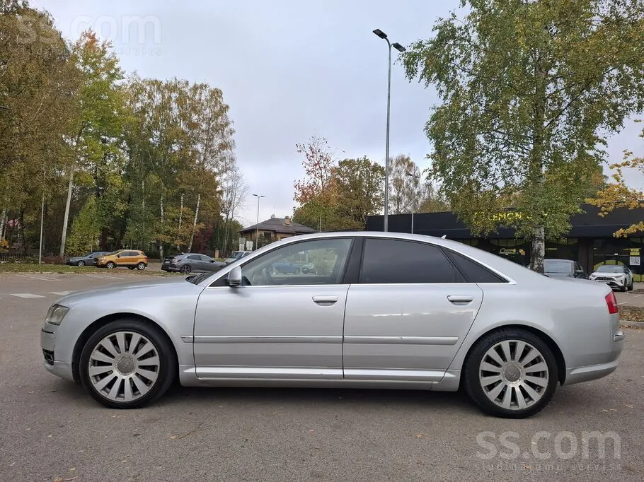 Audi A8 2008 photo 5