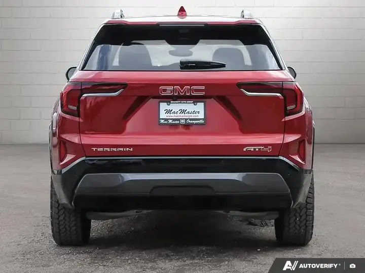 GMC Terrain 2027 photo 4