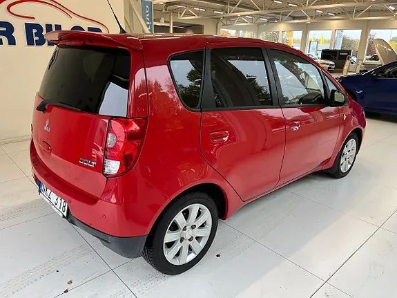Mitsubishi Colt 2012 photo 4