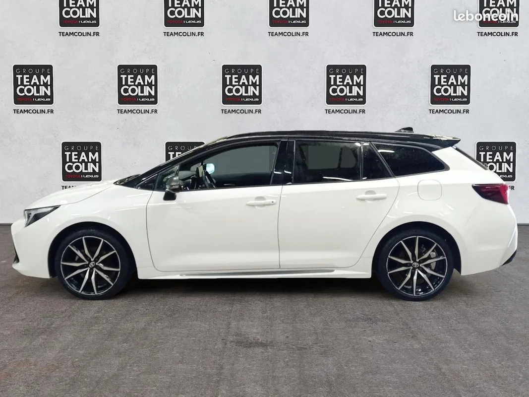Toyota Corolla 2024 photo 2