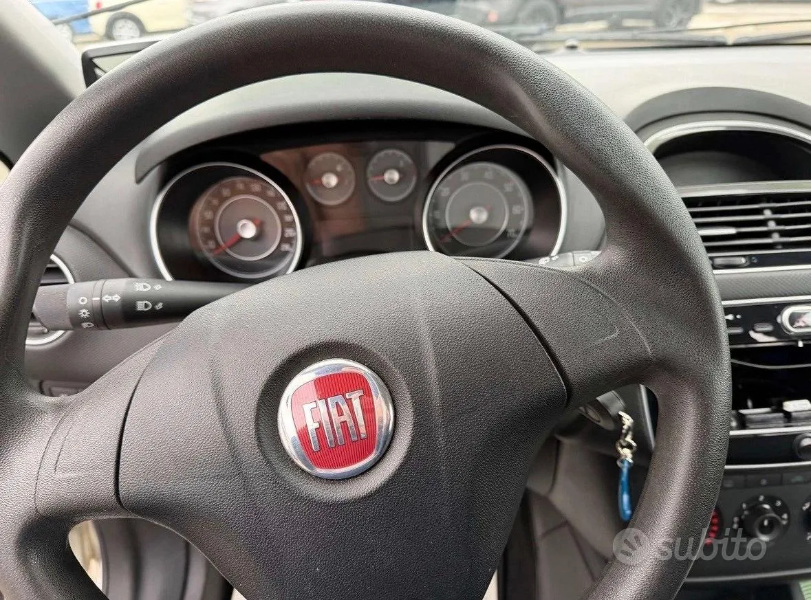 Fiat Punto 2014 photo 4