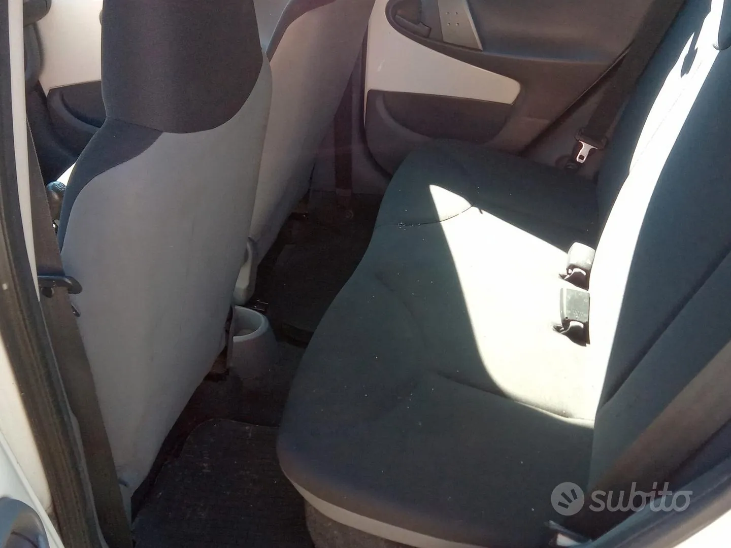 Toyota Aygo 2011 photo 5