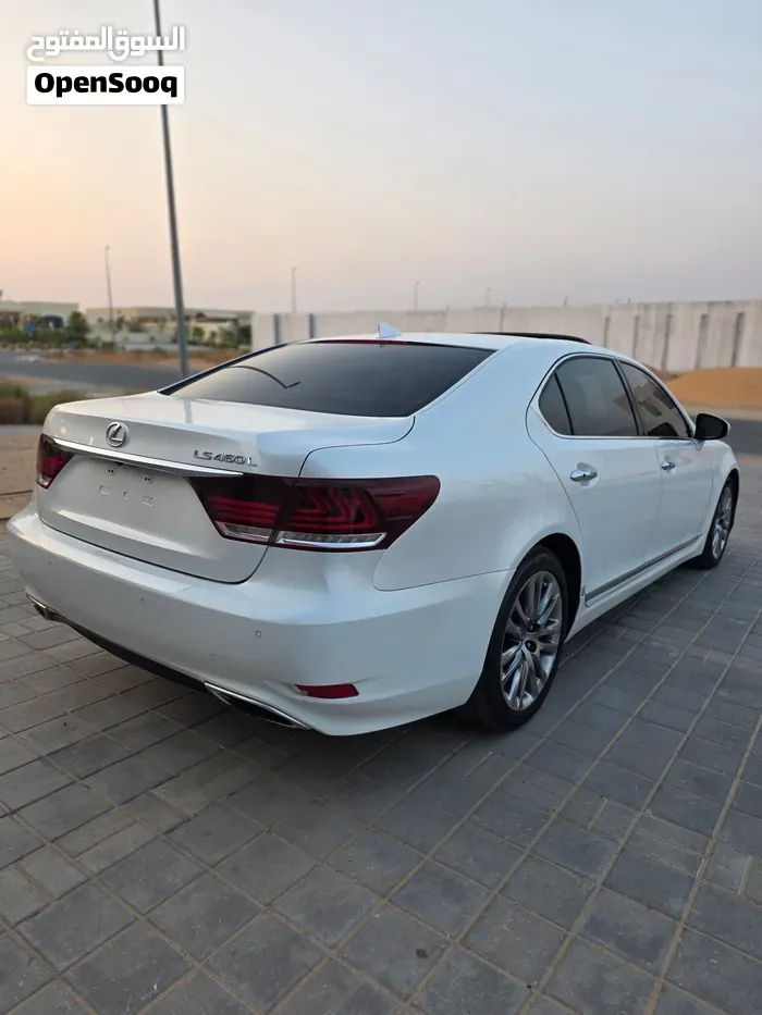 Lexus Ls 2017 photo 2