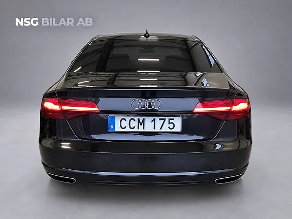 Audi A8 2014 photo 3