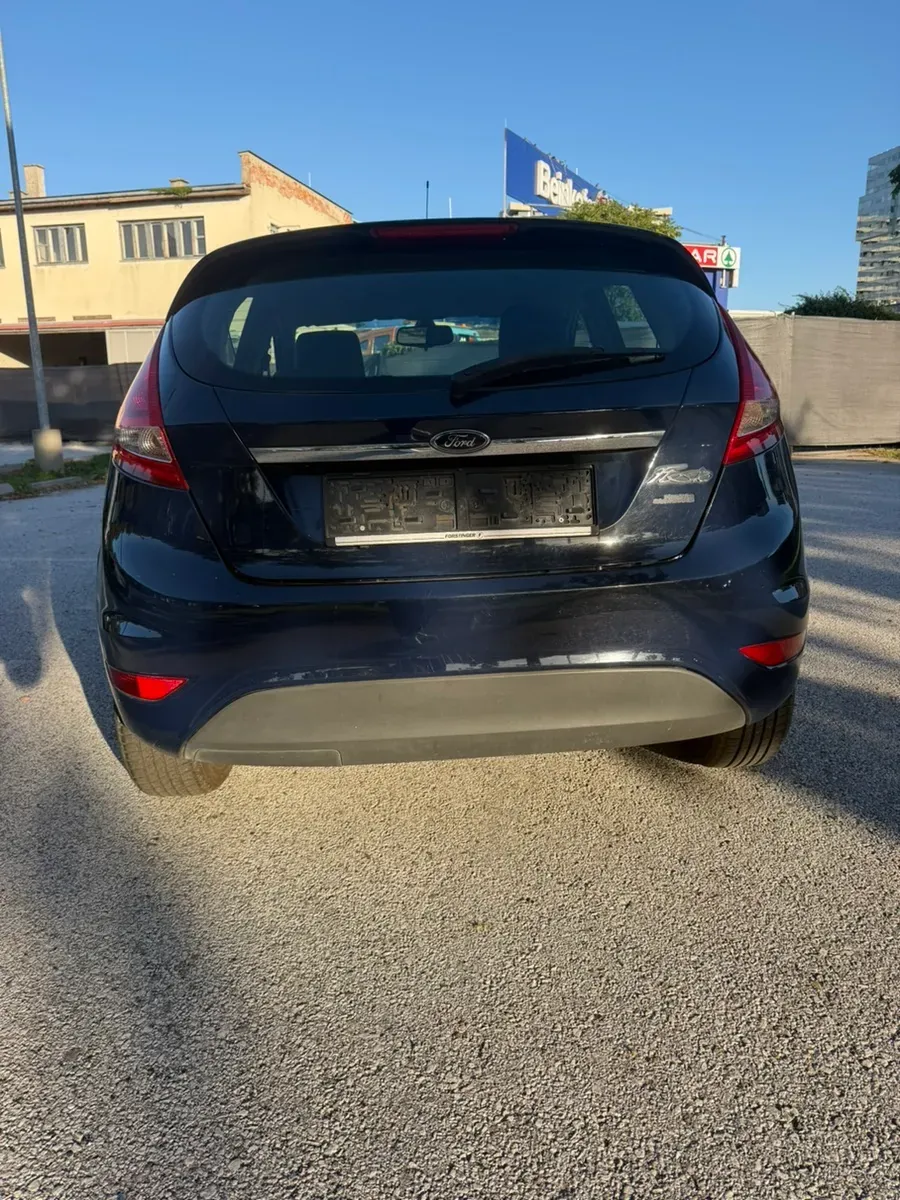 Ford Fiesta 2009 photo 3