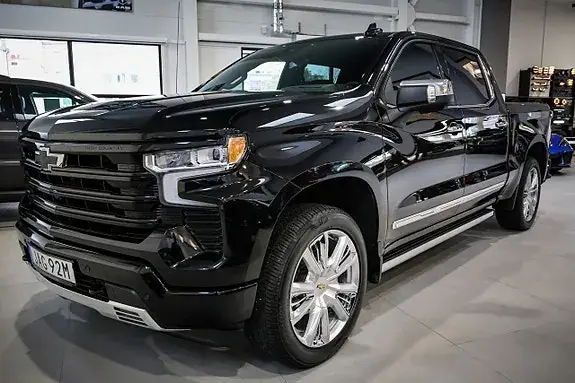 Chevrolet Silverado 1500 2023 photo 2