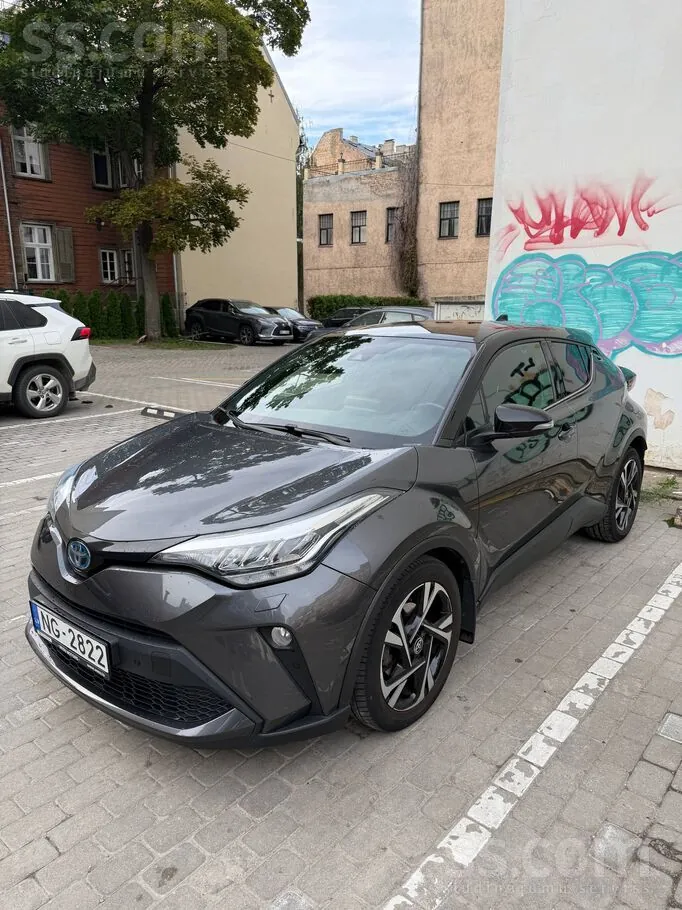 Toyota C-Hr 2022 photo 3