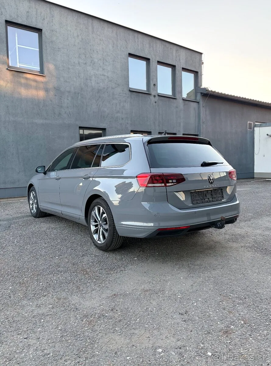 Volkswagen Passat 2024 photo 5