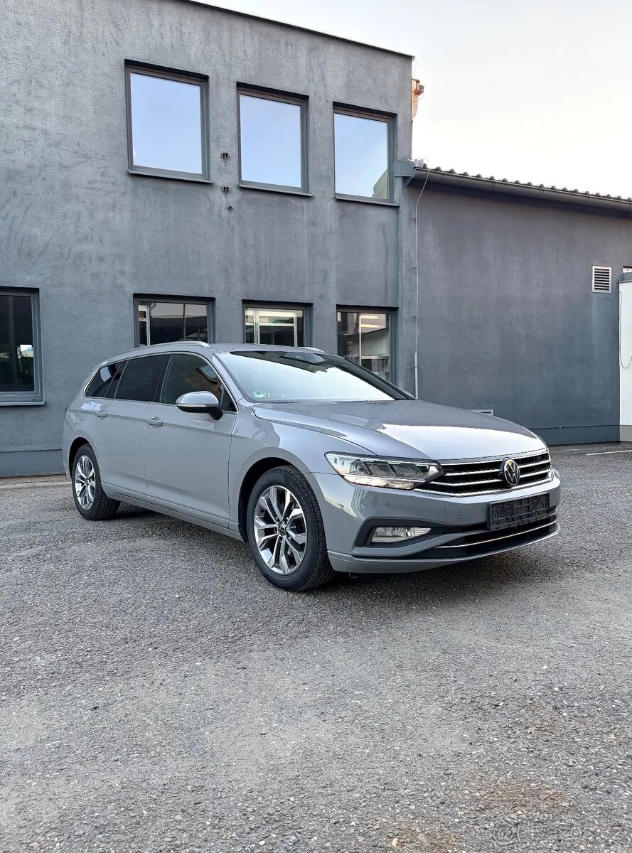 Volkswagen Passat 2024 photo 4