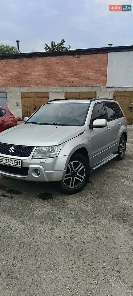 Suzuki Grand Vitara 2005 photo 2