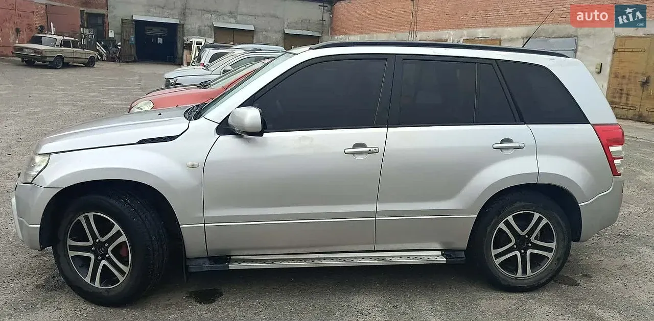 Suzuki Grand Vitara 2005 photo 3