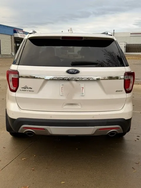 Ford Explorer 2017 photo 4