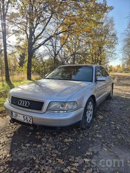 Audi A8
