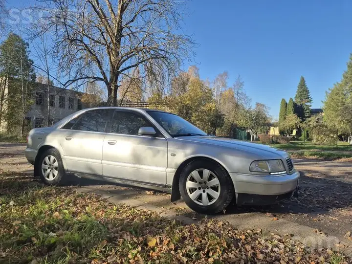 Audi A8 2000 photo 4