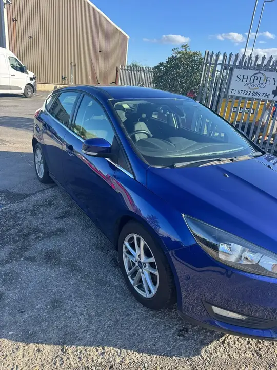Ford Focus 2014 photo 3