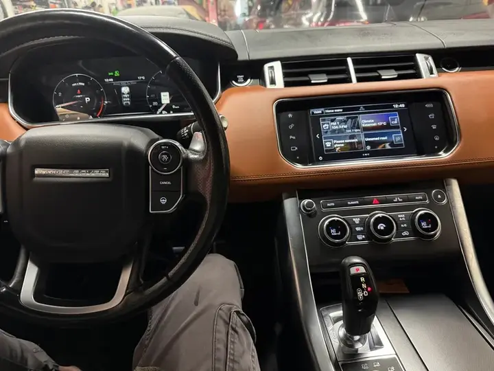 Land Rover Range Rover Sport 2016 photo 5