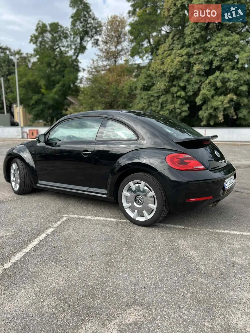 Volkswagen Beetle 2012 photo 2