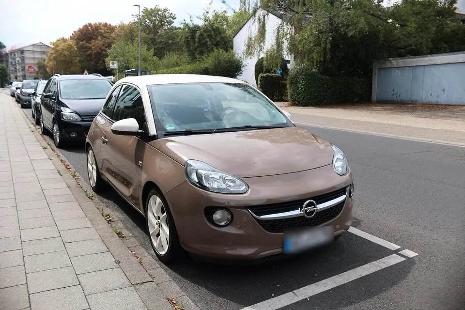 Opel Adam