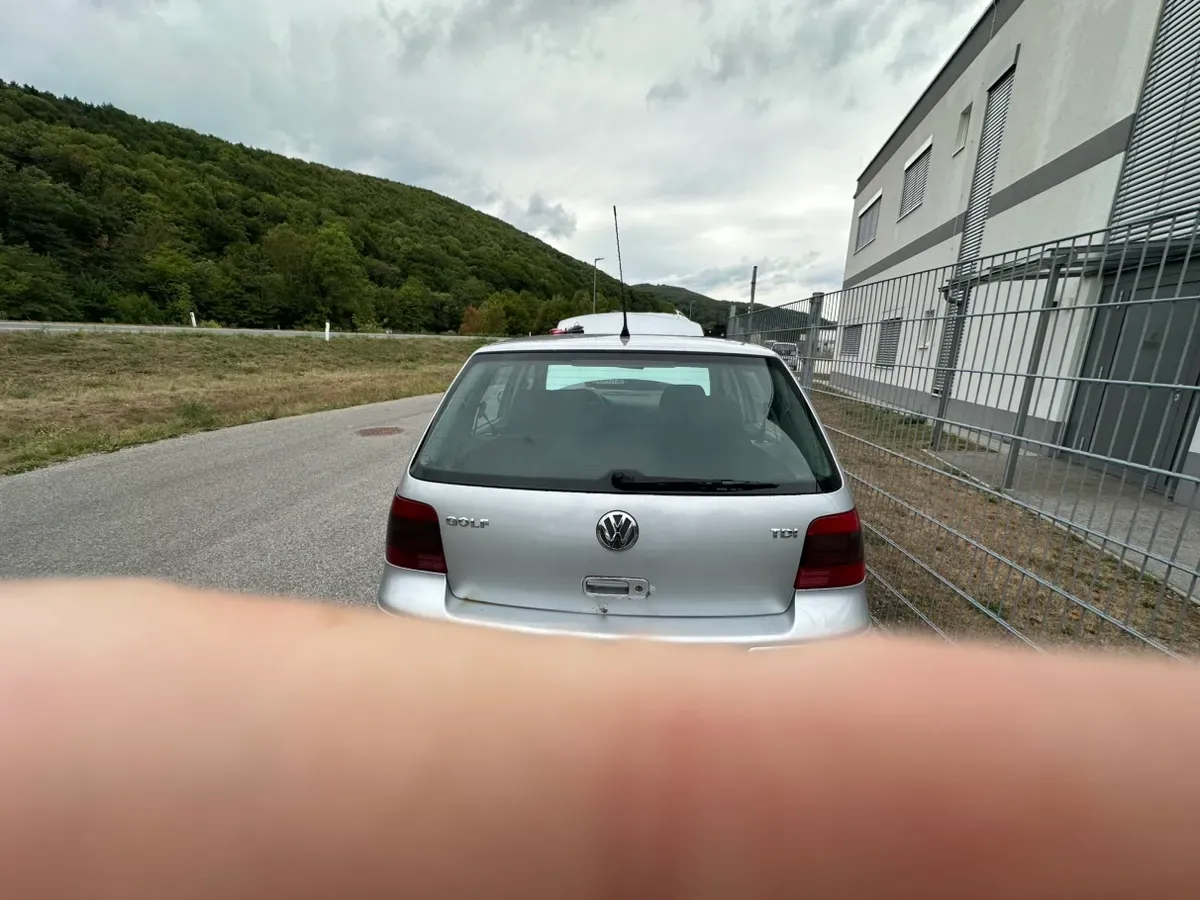 Volkswagen Golf 2001 photo 3